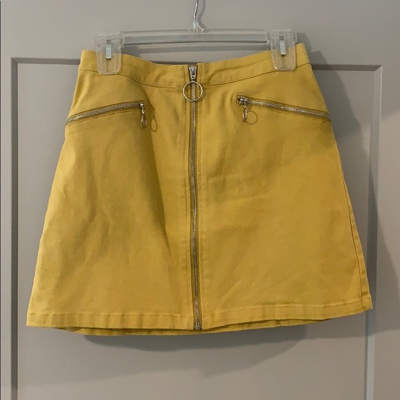 Yellow Mini Skirt - Picture 1 of 5